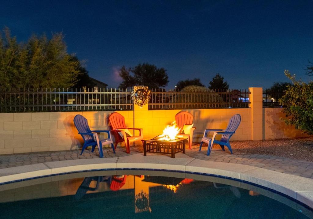 Boho Chic Arizona Villa W Pool & Mini Golf Casa Grande Exterior photo