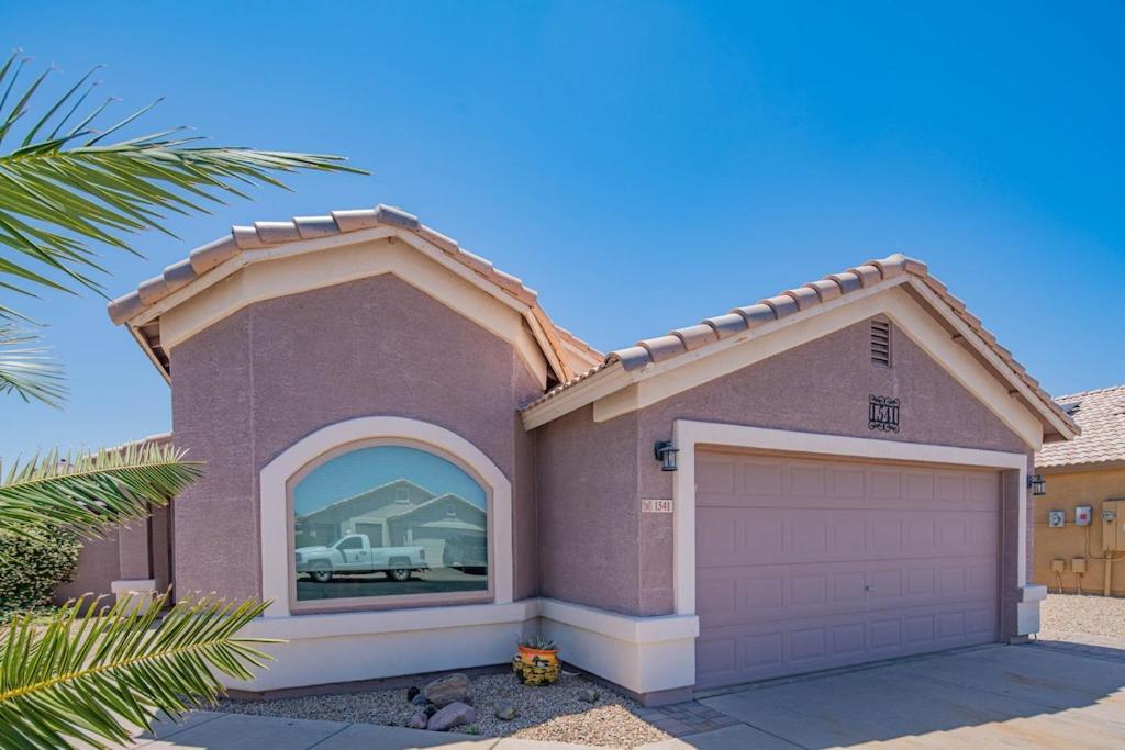 Boho Chic Arizona Villa W Pool & Mini Golf Casa Grande Exterior photo